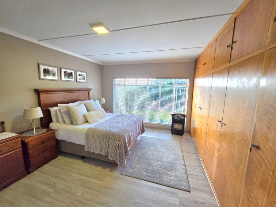 5 Bedroom Property for Sale in Panorama Free State